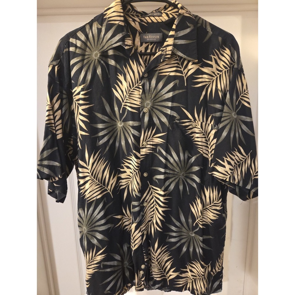 VAN HEUSEN Size Large Hawaiian, Short Sleeve, Casual Shirt )